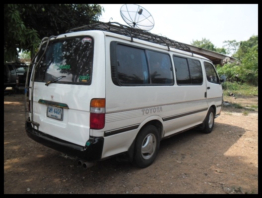 รถตู้หัวจรวด สวยสวยจริงๆ ติดแก๊ส LPG