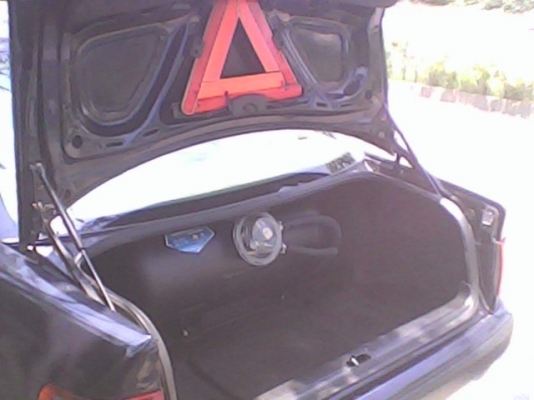 ขายหรือแลกAUDI A100หรูหราคันใหญ่ภูมิฐาน รถสภาพดีGAS LPG2ระบบ ขับกลับได้เลย80000Bath.