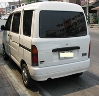 ขาย minivan เล็ก daihatsu hijet cargo 200 sv สีขาว ขาย minivan เล็ก daihatsu hijet cargo 200 sv สีขาว