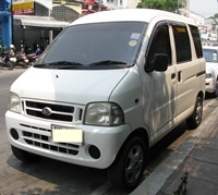 ขาย minivan เล็ก daihatsu hijet cargo 200 sv สีขาว