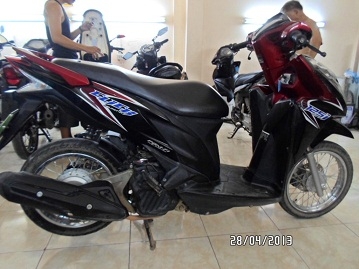 ถูกที่สุด ขายHONDA CLICK 125i หัวฉีด ปี 2012 สี ดำ-แดง