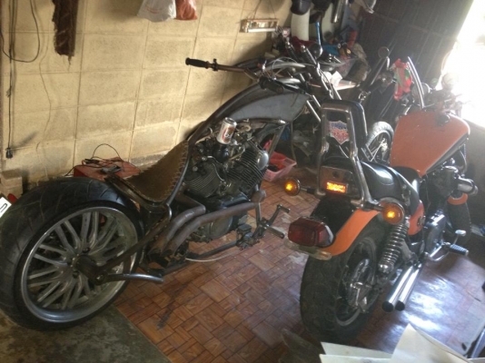 ขาย 2 คันครับ virago750 เพลา ยิงเฟรมหน้ายาวล้อโต ทะเบียนตอง พร้อมโอน และ virago750 อินวอย   เครื่องฟิตดีดีแรงๆ