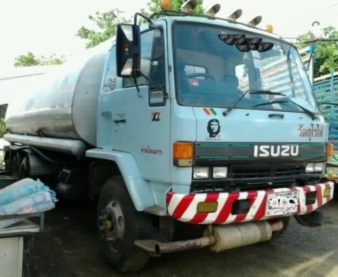 ISUZU ROCKY FVM 195 HP 6HE1 สิบล้อเพลาเดียว บรรทุกถังน้ำมัน เครื่องแน่นแรงดี หัวเก๋งสีบางเดิมๆภายในเก๋งคอนโซลสวยครบ แอร์เย็น พวงมาลัยเพาเวอร์ เบรคทริ๊ปฟี้ ช่วงล่างคัชซีใหญ่สวยมาก ยางสภาพดี 10 เส้นประมาณ 80\% เอกสารทะเบียนภาษีครบพร้อมโอนครับ ISUZU ROCKY FVM 195 HP 6HE1 สิบล้อเพลาเดียว บรรทุกถังน้ำมัน เครื่องแน่นแรงดี หัวเก๋งสีบางเดิมๆภายในเก๋งคอนโซลสวยครบ แอร์เย็น พวงมาลัยเพาเวอร์ เบรคทริ๊ปฟี้ ช่วงล่างคัชซีใหญ่สวยมาก ยางสภาพดี 10 เส้นประมาณ 80\% เอกสารทะเบียนภาษีครบพร้อมโอนครับ