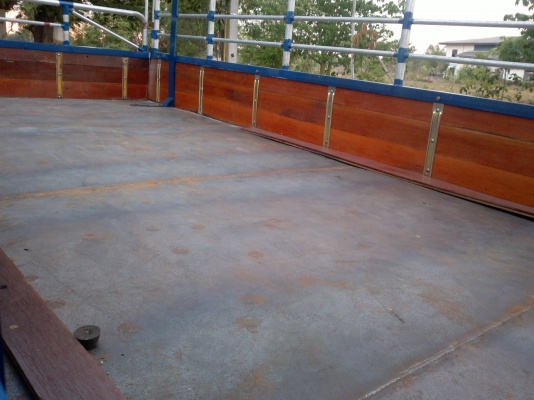 NPR 120 ฝาขาวปี 43 สภาพเยี่ยม NPR 120 ฝาขาวปี 43 สภาพเยี่ยม