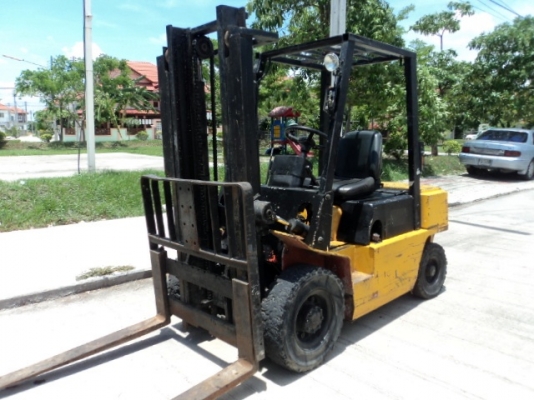 ขายฟอร์คลิฟท์ นิสสัน 2.5 ตัน เครื่องดีเซล นิสสัน TD27  081-3535-948