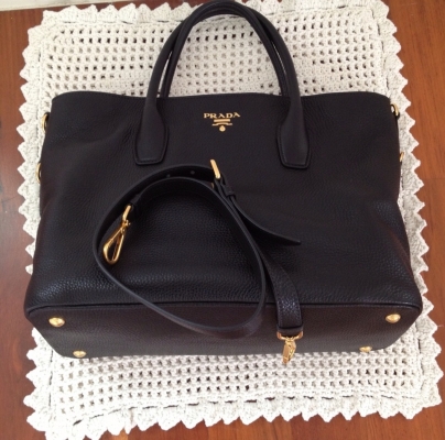 กระเป๋า PRADA