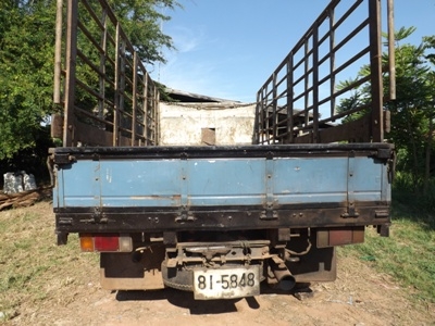 ขาย NPR 57 L ปี 40