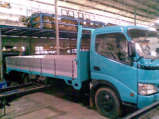 ขายรถฮีโน่ 6 ล้อ ดูโทร่ เครื่องยนต์ NGV 100 \% ขายรถฮีโน่ 6 ล้อ ดูโทร่ เครื่องยนต์ NGV 100 \%