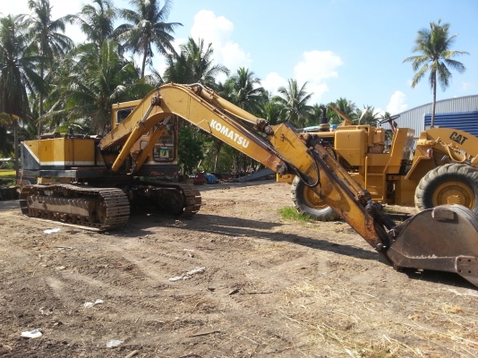 ขายแบ็คโฮ Komatsu 12HD พร้อมใช้ มีแอร์ ช่วงล่างเดิมๆ