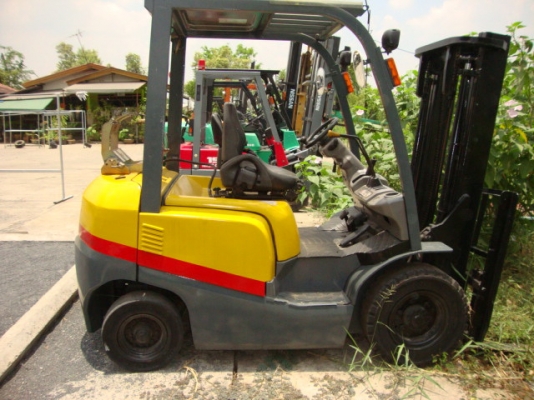 ขายรถโฟล์คลิฟท์ T.C.M.  FG20-T6  เครื่องยนต์เบนซิน+แก๊ส  เกียร์ออโตเมติค  เสาสูง  3  เมตร