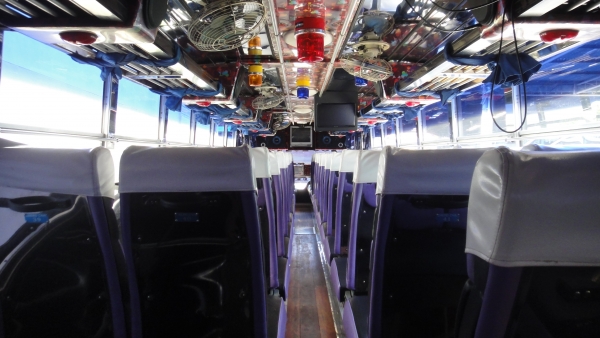 ขายรถบัสพัดลม Benz ตัวถังเชิดชัย