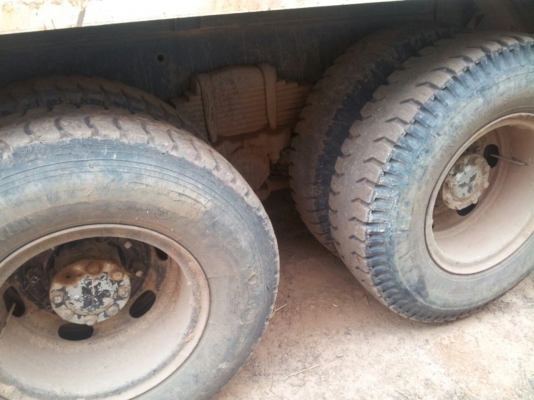 MITSUBISHI FN527 หัวเดิม เครื่องเดิม คัซซีสวย ยางดีค่ะ MITSUBISHI FN527 หัวเดิม เครื่องเดิม คัซซีสวย ยางดีค่ะ