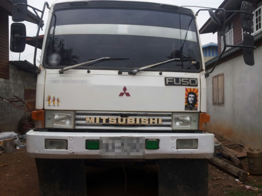 MITSUBISHI FN527 หัวเดิม เครื่องเดิม คัซซีสวย ยางดีค่ะ MITSUBISHI FN527 หัวเดิม เครื่องเดิม คัซซีสวย ยางดีค่ะ