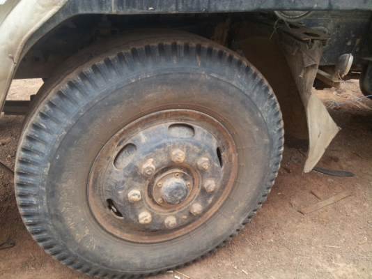 MITSUBISHI FN527 หัวเดิม เครื่องเดิม คัซซีสวย ยางดีค่ะ MITSUBISHI FN527 หัวเดิม เครื่องเดิม คัซซีสวย ยางดีค่ะ