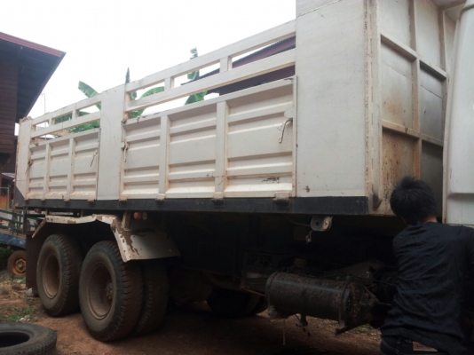 MITSUBISHI FN527 หัวเดิม เครื่องเดิม คัซซีสวย ยางดีค่ะ MITSUBISHI FN527 หัวเดิม เครื่องเดิม คัซซีสวย ยางดีค่ะ