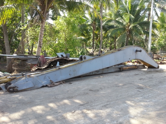 ขายบูมยาว KOBELCO 200 m3 สวยๆๆ รถตัดเอง