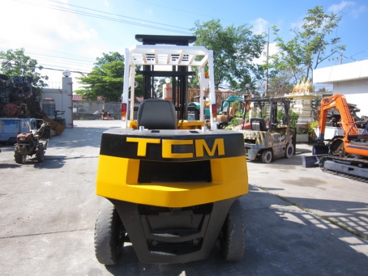 ขาย รถยก TCM 3.5 คัน รุ่น FVD35 Z5 เสาสูง 4 เมตร มือสองญี่ปุ่น