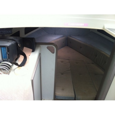 ขายเรือตกปลาไฟเบอร์ญี่ปุ่น Yamaha FR27 พร้อมเครื่องยนต์เรือ Yamaha 250AETO