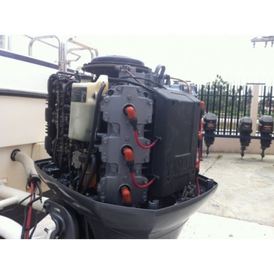 ขายเรือตกปลาไฟเบอร์ญี่ปุ่น Yamaha FR27 พร้อมเครื่องยนต์เรือ Yamaha 250AETO