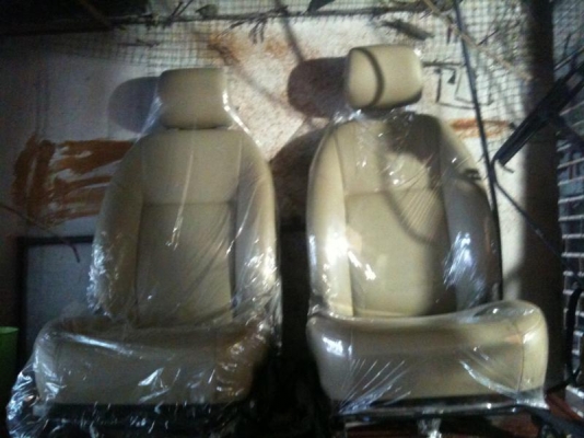 เบาะเดิมรถยนต์หลายรุ่นหลายยี่ห้อครับ แยกแล้วครับ