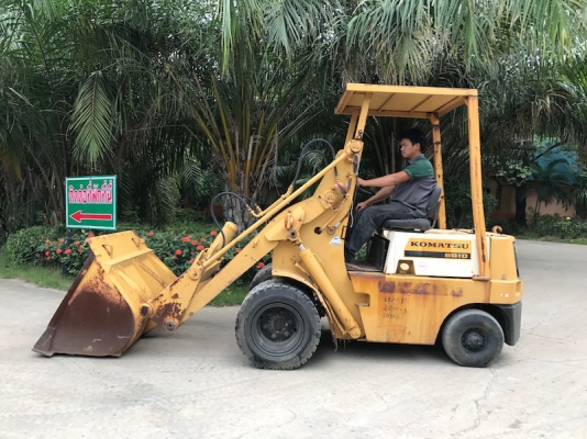 ขายรถตักKOMATSU SG10 ตักคิว เสา3เมตร สวยเดิมจากญี่ปุ่น ยังไม่เคยใช้ในไทย 155,000เท่านั้น!!