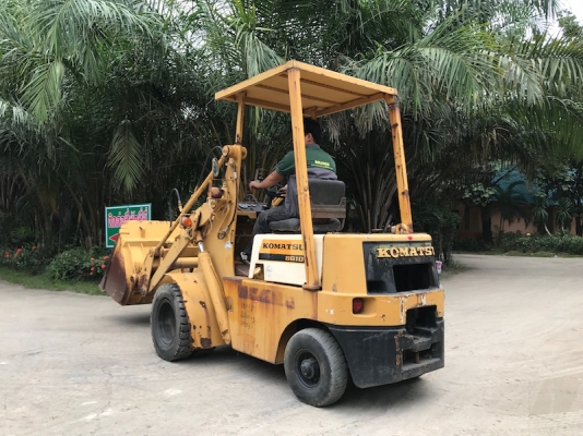 ขายรถตักKOMATSU SG10 ตักคิว เสา3เมตร สวยเดิมจากญี่ปุ่น ยังไม่เคยใช้ในไทย 155,000เท่านั้น!!