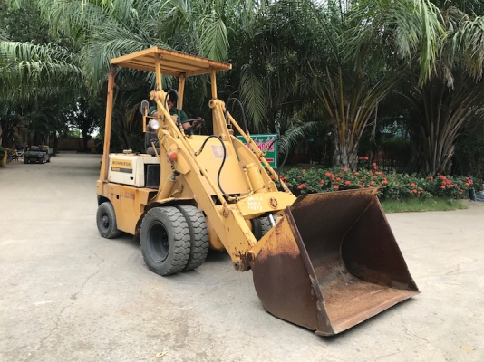 ขายรถตักKOMATSU SG10 ตักคิว เสา3เมตร สวยเดิมจากญี่ปุ่น ยังไม่เคยใช้ในไทย 155,000เท่านั้น!!