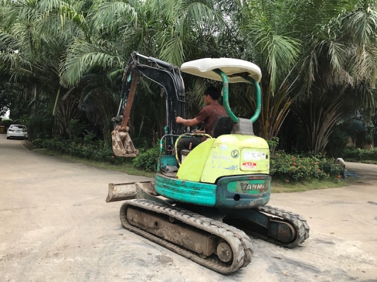 ขายแบคโฮ YANMAR VIO30-1(PC30) เดิมจากญี่ปุ่น100\% ทำงานสมบูรณ์ทุกระบบ รับรองไม่ผิดหวัง265,000 เท่านั