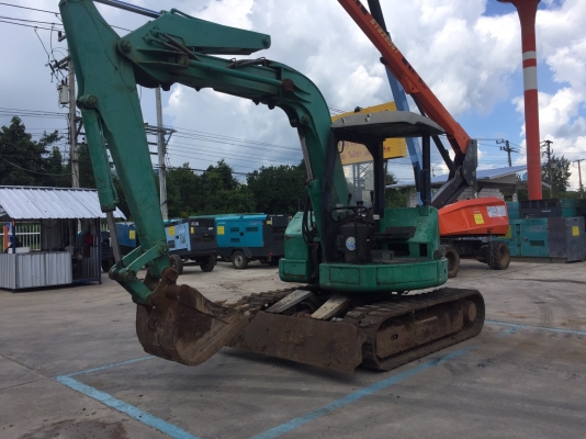 รถขุด เครื่องยนต์ Isuzu Modal 55UJ