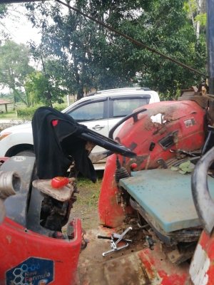 รถไถ m8540.2เพราไช้งานได้ปกติ เอกสารพร้อมโอน