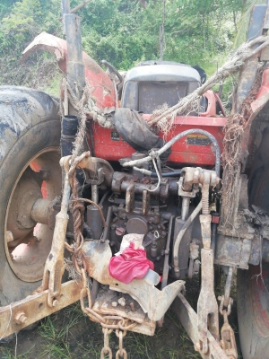 รถไถ m8540.2เพราไช้งานได้ปกติ เอกสารพร้อมโอน