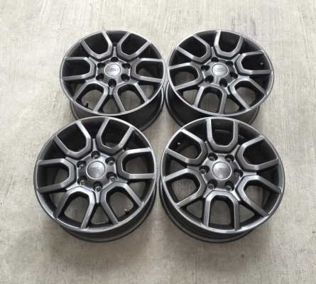 ขายล้อ Ranger รุ่น Fx4 ขอบ18" ถอดป้ายแดงใหม่ๆ สีเทาดำ หายาก 4วง