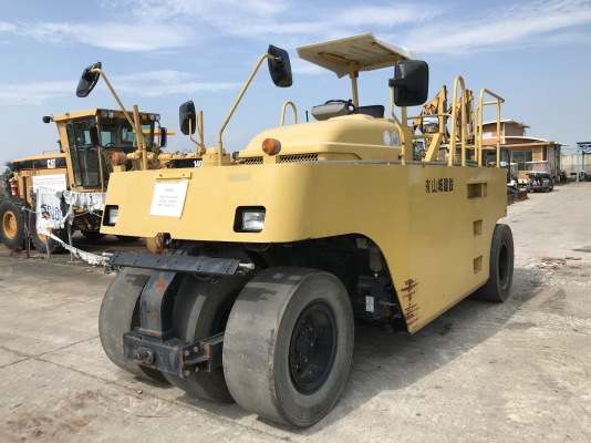 Kawasaki K20WTA แบบ 7 ล้อยาง สภาพสวยมากรุ่นใหม่ จากญี่ปุ่น ขายถูก ๆ ครับ