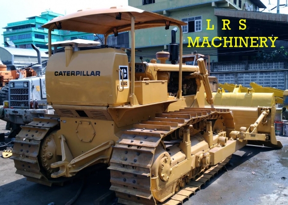 แทรคเตอร์ Caterpillar รุ่น D6C แทรคเตอร์ Caterpillar รุ่น D6C