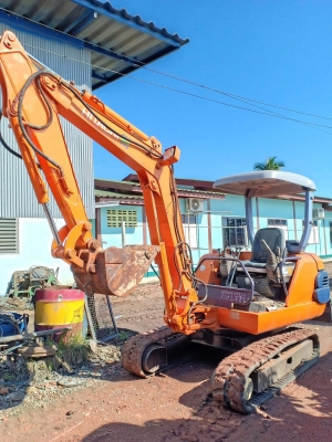 ขาย HITACHI EX30-2  เก่านอกแท้  มีลายแย๊ก  ปั๊มดี  พร้อมใช้  โทร 089-3818694จ๊อย