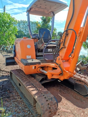 ขาย HITACHI EX30-2  เก่านอกแท้  มีลายแย๊ก  ปั๊มดี  พร้อมใช้  โทร 089-3818694จ๊อย