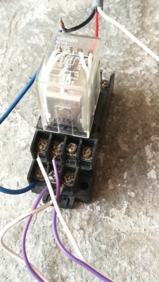 ตัวละ 400บ. ส่งฟรี 083-2000058 LINE ID: line832923 โฟโต้เซนเซอร์ (Photoelectric Sensor) ยี่ห้อ OMRON ตัวละ 400บ. ส่งฟรี 083-2000058 LINE ID: line832923 โฟโต้เซนเซอร์ (Photoelectric Sensor) ยี่ห้อ OMRON