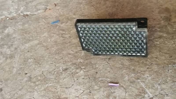 ตัวละ 400บ. ส่งฟรี 083-2000058 LINE ID: line832923 โฟโต้เซนเซอร์ (Photoelectric Sensor) ยี่ห้อ OMRON ตัวละ 400บ. ส่งฟรี 083-2000058 LINE ID: line832923 โฟโต้เซนเซอร์ (Photoelectric Sensor) ยี่ห้อ OMRON