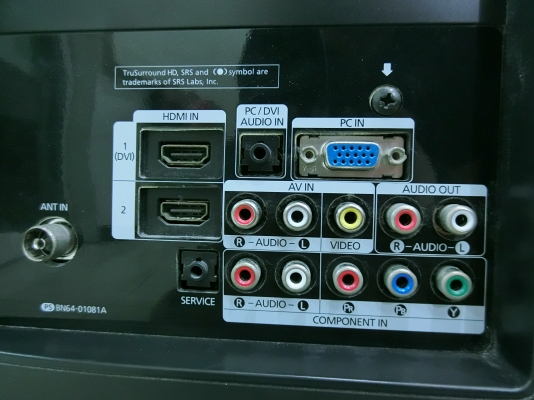 LCD TV 32 นิ้ว Samsung รุ่น LA32B350F1 สภาพดี มีรีโมท
