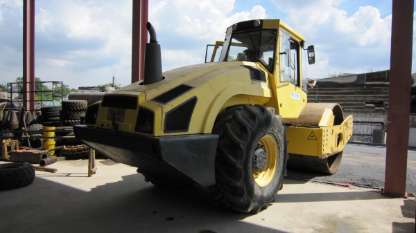 รถบด BOMAG BW219-PDH4 มือสอง 19ตัน รถดีลเลอร์บิ้วเอง สภาพสมบูรณ์ พร้อมใช้งาน มีไฟแนนซ์