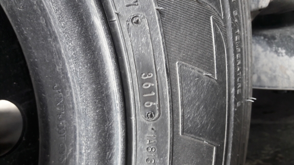 ขายยางเดิม Revo ยี่ห้อ Dunlop 265/65/17 ปี 16 ขายยางเดิม Revo ยี่ห้อ Dunlop 265/65/17 ปี 16