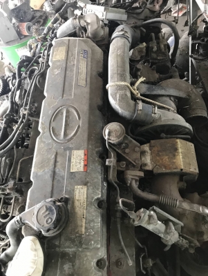 ขายเครื่อง 2 เครื่อง พร้อม เกียร์ เครื่อง.K13C (335 แรง) 2 เครื่อง เกียร์ 7 เกียร์ 1 ลูก เครื่อง เกียร์ เก่านอก ยังไม่ได้ใช้งาน ใบคุมเครื่องไม่มี เนื้องจากหาย สนใจโทร.081-3531946 ต่อ.บางนา &amp; ID-LINE สินค้าอยู่ เมืองนครปฐม สนใจนัดล้วงหน้า 1 วัน