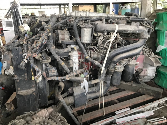 ขายเครื่อง 2 เครื่อง พร้อม เกียร์ เครื่อง.K13C (335 แรง) 2 เครื่อง เกียร์ 7 เกียร์ 1 ลูก เครื่อง เกียร์ เก่านอก ยังไม่ได้ใช้งาน ใบคุมเครื่องไม่มี เนื้องจากหาย สนใจโทร.081-3531946 ต่อ.บางนา &amp; ID-LINE สินค้าอยู่ เมืองนครปฐม สนใจนัดล้วงหน้า 1 วัน