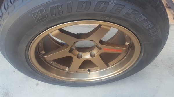 ขายล้อใหม่ TE37 ขอบ18 หยอดแดง พร้อมยาง\% ปี16 4 ล้อ ขายล้อใหม่ TE37 ขอบ18 หยอดแดง พร้อมยาง\% ปี16 4 ล้อ