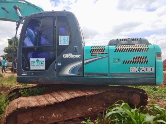 KOBELCO MARK 8 SUPER SK-200 รถทำงาน 13,900 ชม. เอกสารเล่มทะเบียนครบ ภายในแอร์เย็น ช่วงล่างเอวแน่น พร้อมใช้งานได้เลย ราคาต่อรองได้ครับ