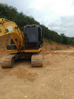 มี VDO ให้ชม. SUMITOMO SH130 ไมล์ 5400 ชม.ราคา 1550000 มี VDO ให้ชม. SUMITOMO SH130 ไมล์ 5400 ชม.ราคา 1550000