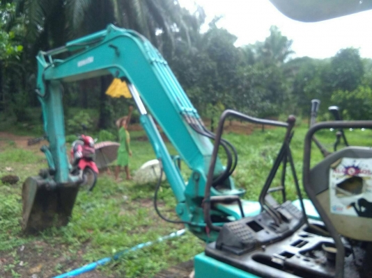 มี VDO ให้ชม.KOMATSU PC40-7 ราคา 250000