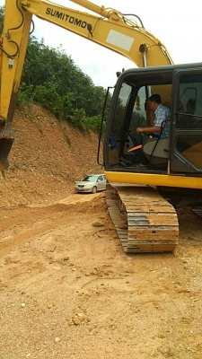มี VDO ให้ชม.SUMITOMO SH130 ไมล์ 5400 ชม.ราคา 1550000