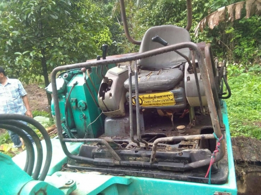 มี VDO ให้ชม.KOMATSU PC40-7 ราคา 250000 มี VDO ให้ชม.KOMATSU PC40-7 ราคา 250000