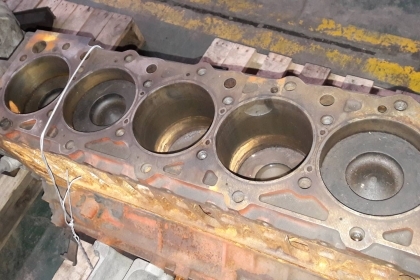 ขาย เสื้อสูบ 6HK1 +ข้อเหวี่ยง+ลูกสูบ6ลูก+ก้าน6ก้าน 30000 บาท 084-5424150 ขาย เสื้อสูบ 6HK1 +ข้อเหวี่ยง+ลูกสูบ6ลูก+ก้าน6ก้าน 30000 บาท 084-5424150